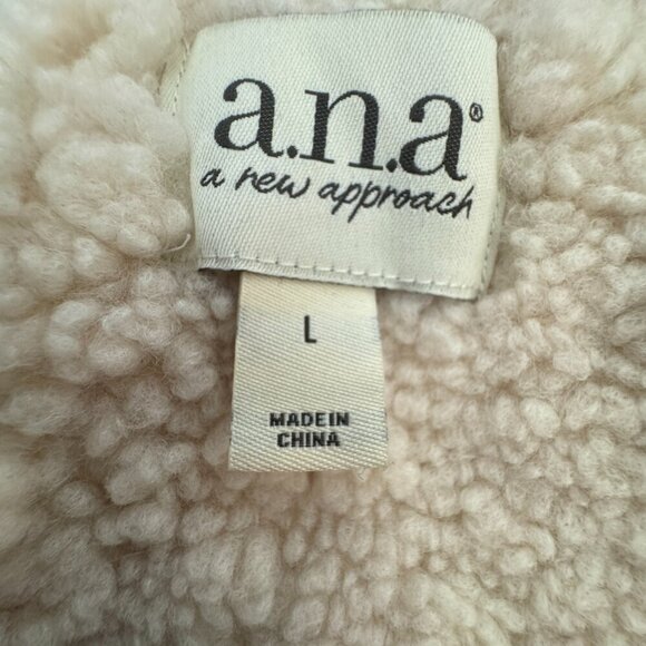 NWT a.n.a. Women's Wine Front Zipper Winter Faux Fur Lining Coat Size Large - Picture 3 of 8